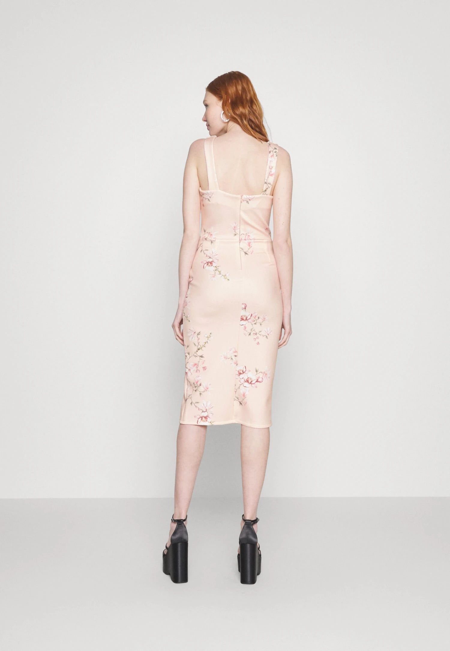 Wal G Wedding Alma V Neck Midi - Jersey Dress - Light Pink - Image 3