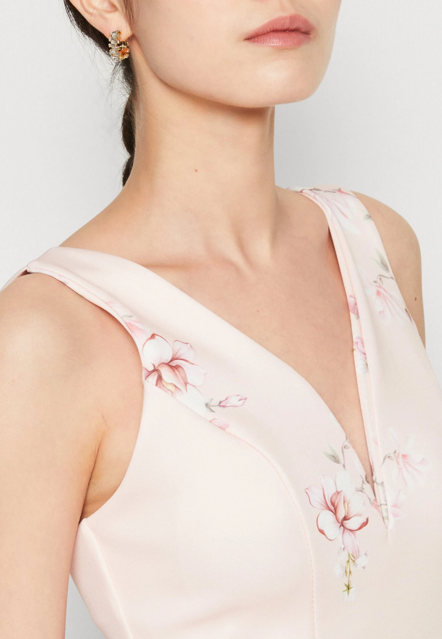 Wal G Wedding Dolly V Neck Print Maxi - Jersey Dress - Apricot/Multi-Coloured - Image 6