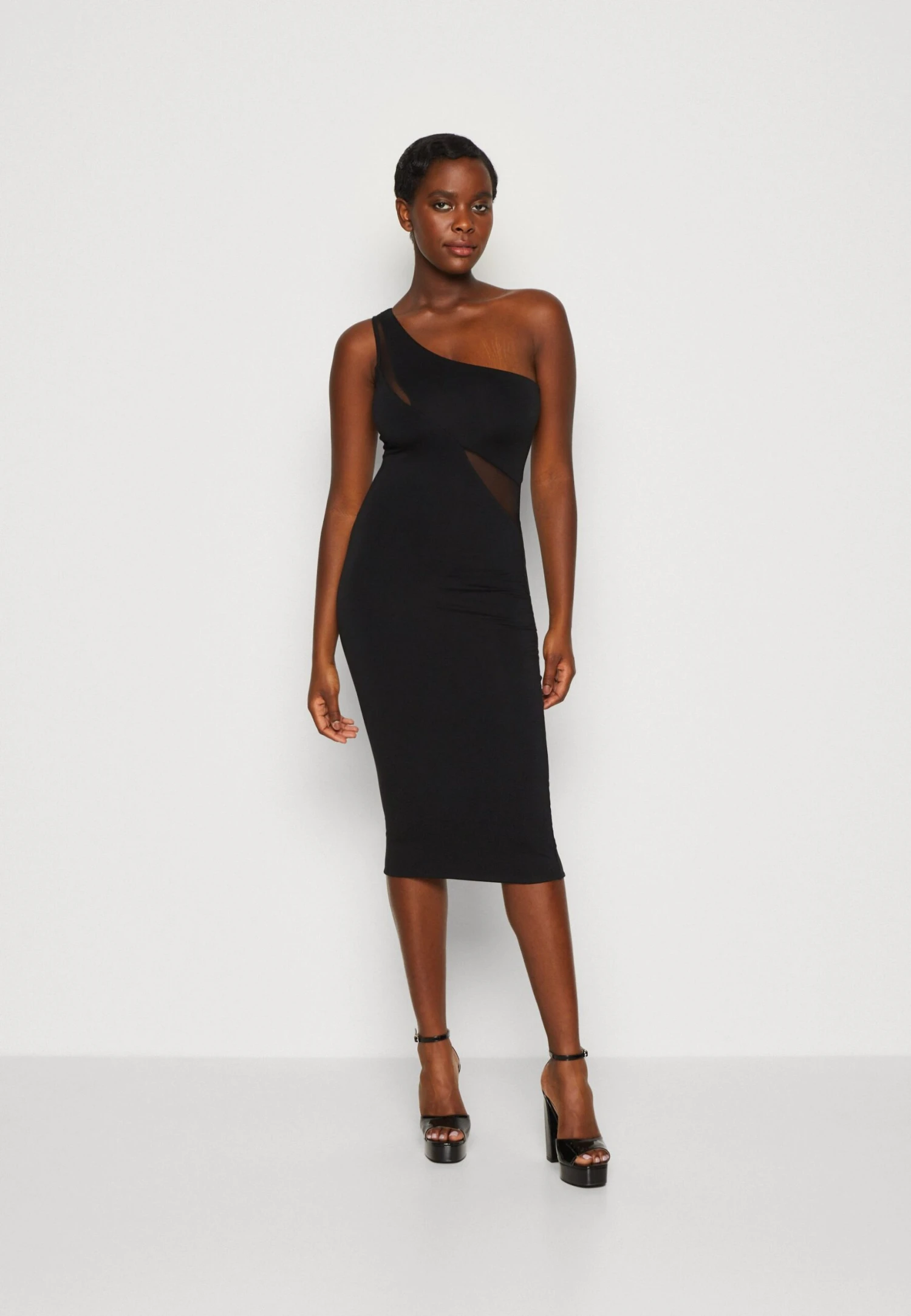 Wal G Zakera Contrast Midi Dress - Jersey Dress - Black