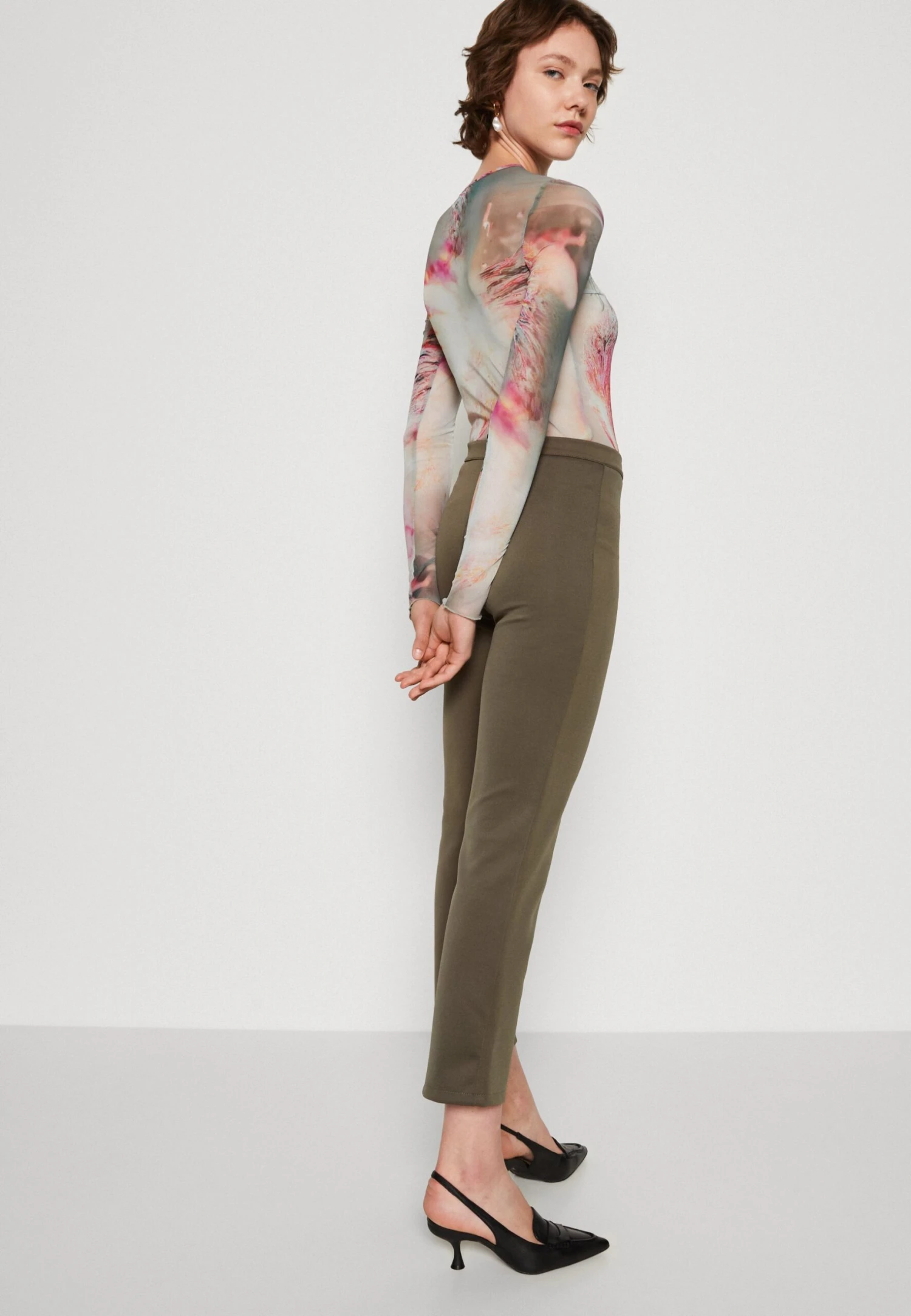 Wal G Brody Trouser - Trousers - Image 4