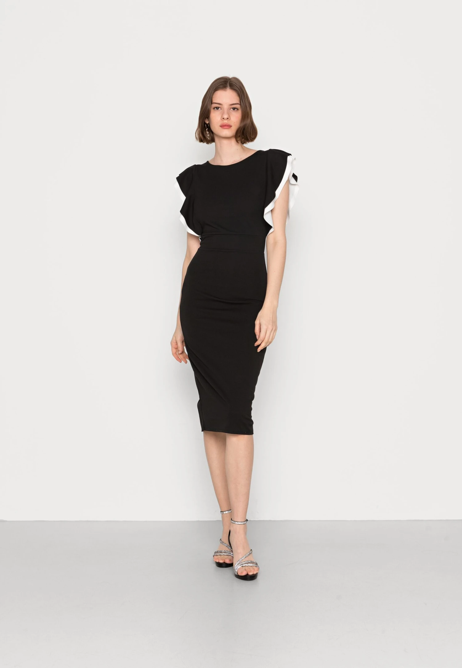 Wal G Kelly Ruffle Sleeve Midi Dress - Cocktail Dress / Party Dress - Black/White