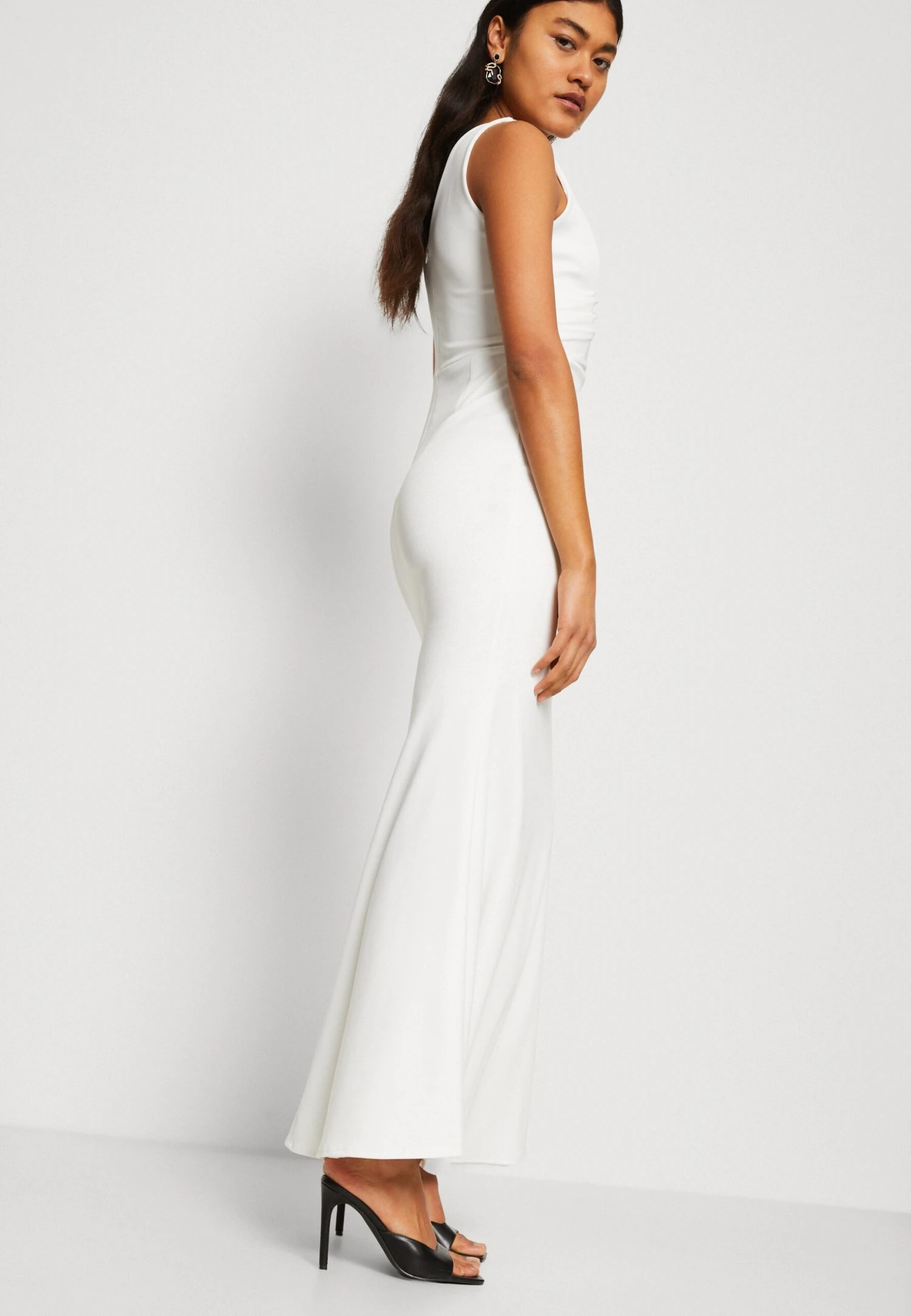 Wal G Toby V Neck Maxi - Occasion Wear - Image 4