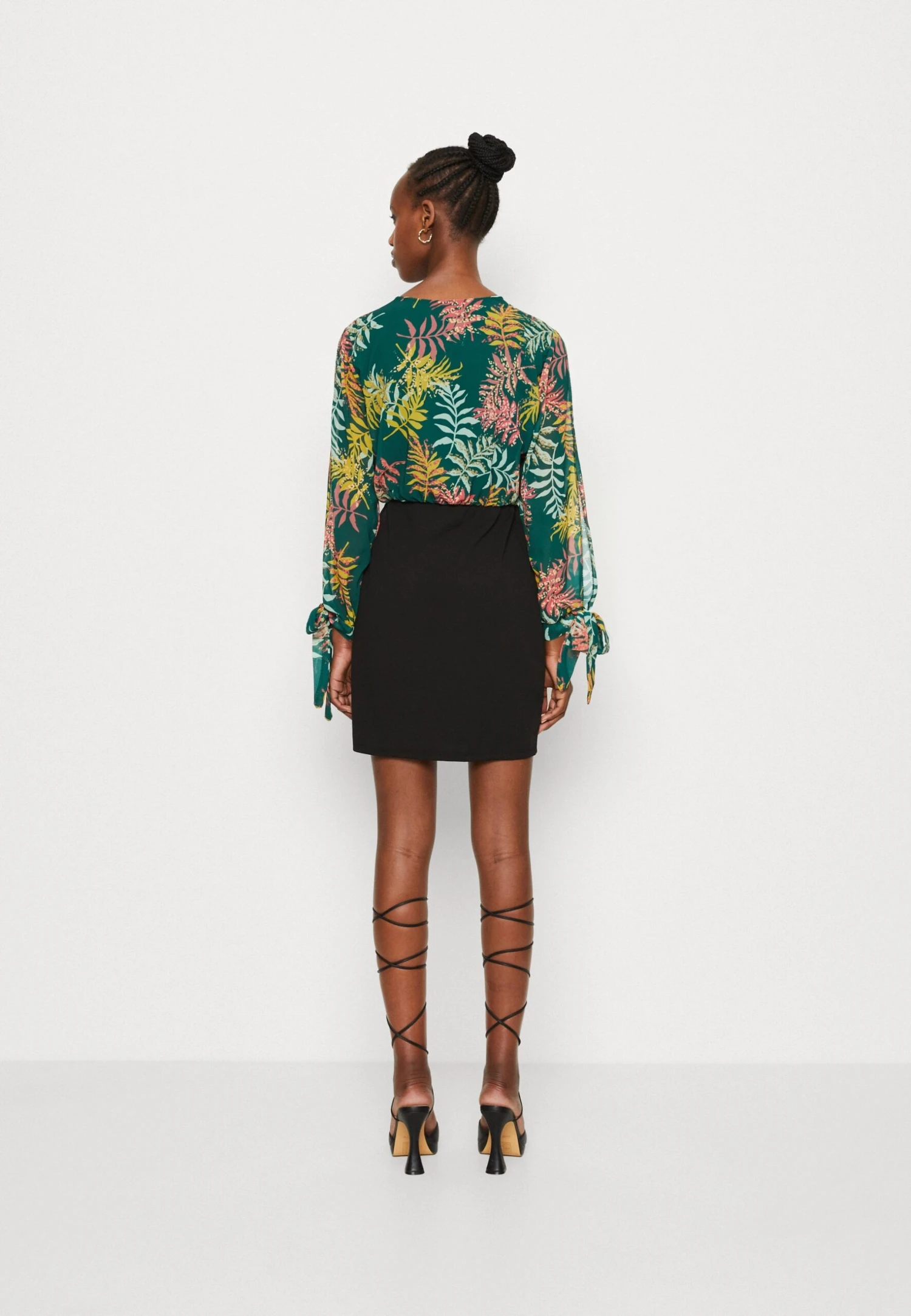 Wal G Cruise Collection Tropical Contrast Mini Dress - Day Dress - Multicoloured - Image 3