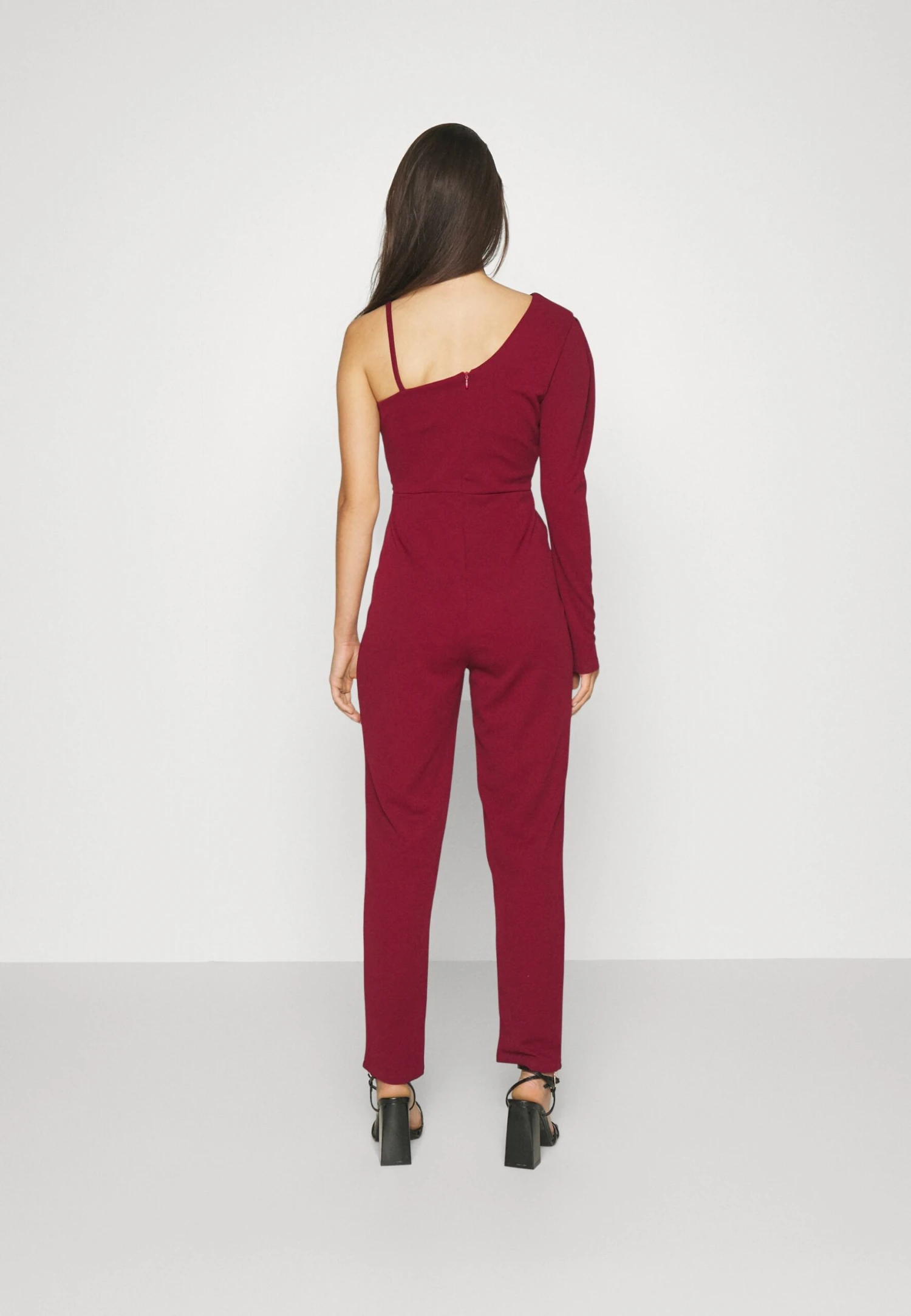 Ciaramin One Sleeve - Jumpsuit - Berry Wine - Image 3