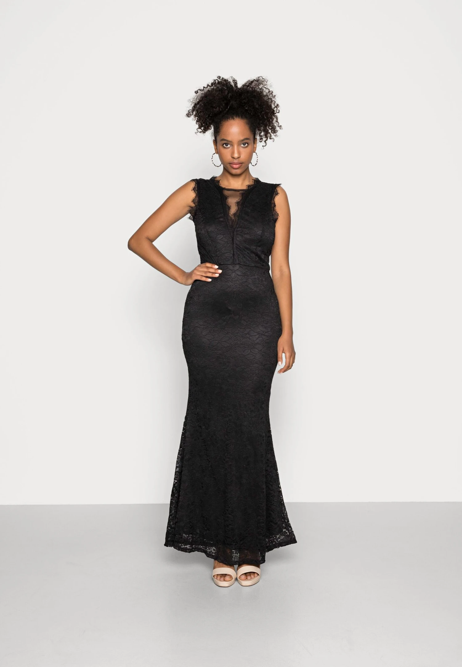 Wal G Sleevless Maxi - Occasion Wear