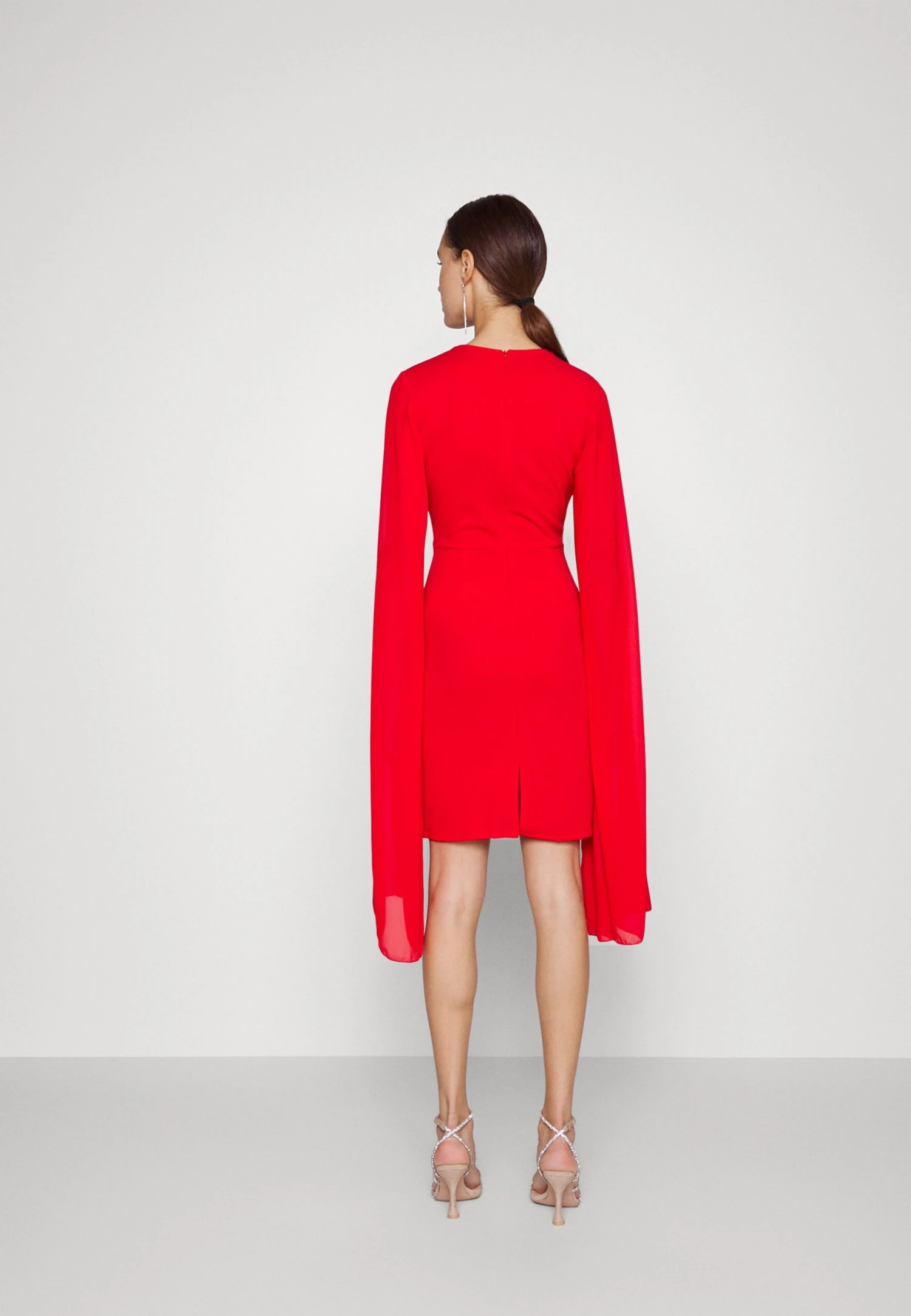 Wal G Holly Sleeve Dress - Cocktail Dress / Party Dress - Red - Image 3