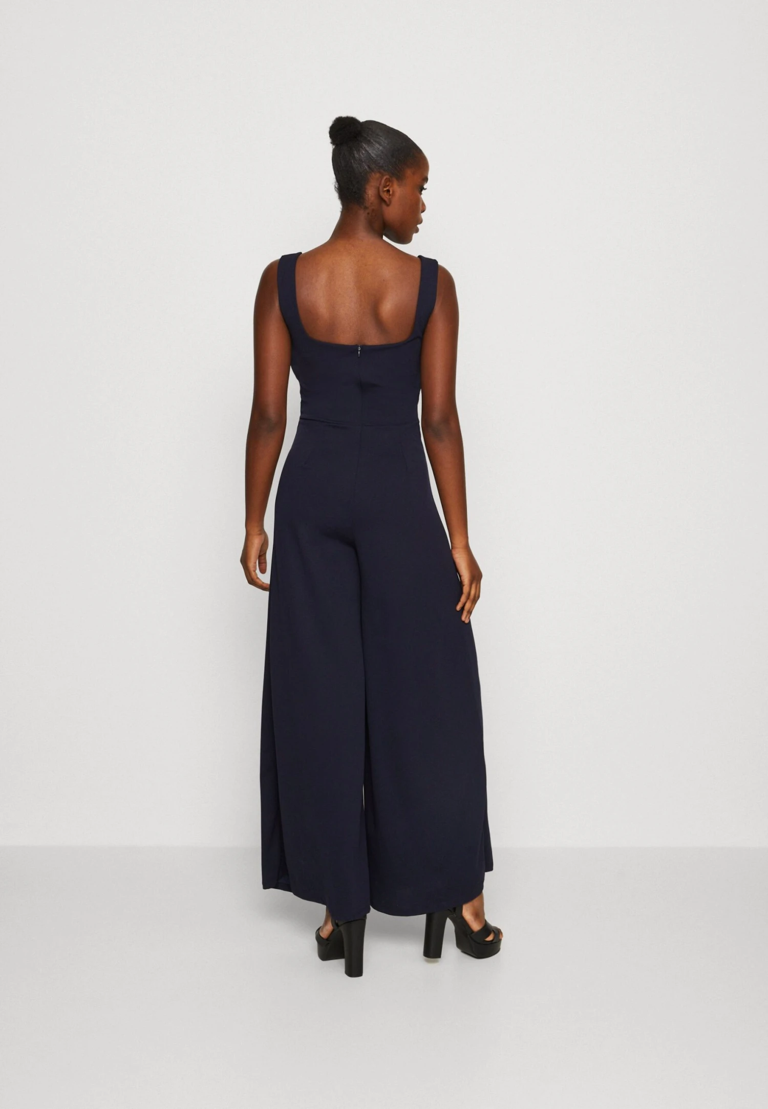 Wal G Rian Wide Leg Pleat - Jumpsuit - Navy Blue - Image 3